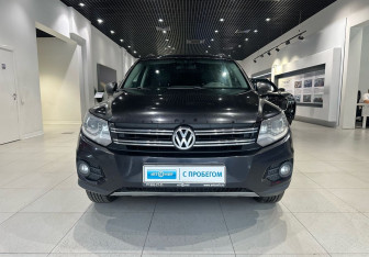 Подержанный автомобиль Volkswagen Tiguan 2013 года (2 фото)
