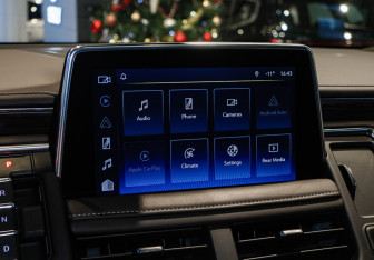 Подержанный автомобиль Chevrolet Tahoe 2023 года (28 фото)