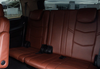 Подержанный автомобиль Cadillac Escalade Suv 2020 года (19 фото)
