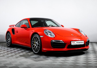 Подержанный автомобиль Porsche 911 Coupe 2014 года (3 фото)