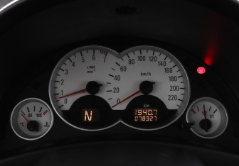 Подержанный автомобиль Opel Corsa 2006 года (11 фото)