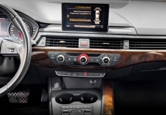 Подержанный автомобиль Audi A4 Sedan 2015 года (14 фото)