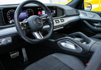 Подержанный автомобиль Mercedes-Benz GLE 2024 года (12 фото)