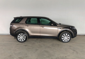 Подержанный автомобиль Land Rover Discovery Sport 2015 года (4 фото)