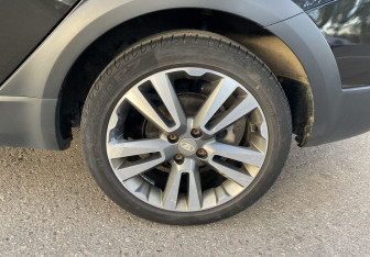 Подержанный автомобиль LADA (ВАЗ) Vesta Wagon 2019 года (12 фото)