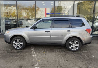 Подержанный автомобиль Subaru Forester Suv 2009 года (5 фото)