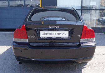 Подержанный автомобиль Volvo S60 2007 года (6 фото)