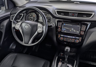 Подержанный автомобиль Nissan Qashqai 2014 года (29 фото)