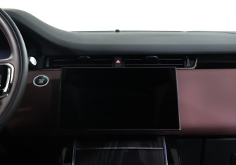 Подержанный автомобиль Land Rover Range Rover Evoque 2024 года (14 фото)