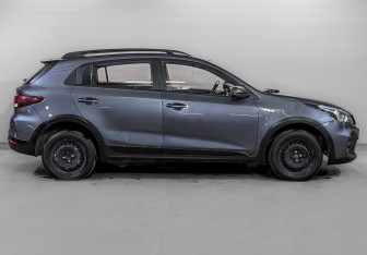 Подержанный автомобиль Kia Rio Hatchback 2021 года (4 фото)