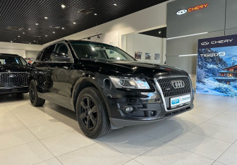 Подержанный автомобиль Audi Q5 2011 года (3 фото)