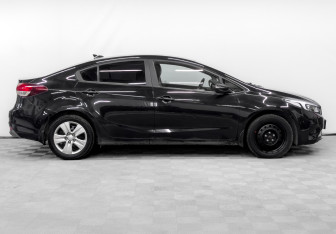 Подержанный автомобиль Kia Cerato Sedan 2019 года (4 фото)