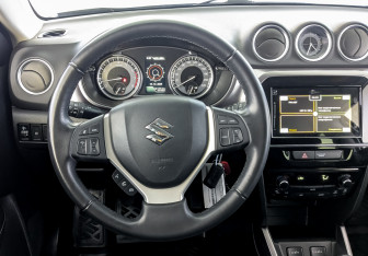 Подержанный автомобиль Suzuki Vitara 2021 года (21 фото)