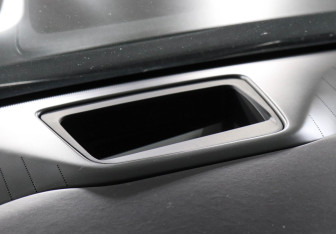 Подержанный автомобиль Cadillac Escalade Suv 2022 года (17 фото)