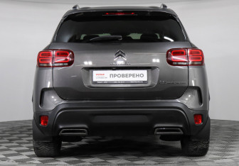 Подержанный автомобиль Citroen C5 Aircross 2019 года (6 фото)