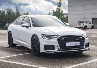 Подержанный автомобиль Audi A6 Sedan 2020 года (3 фото)