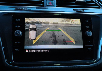 Подержанный автомобиль Volkswagen Tiguan 2018 года (15 фото)