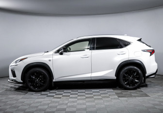 Подержанный автомобиль Lexus NX 2019 года (8 фото)