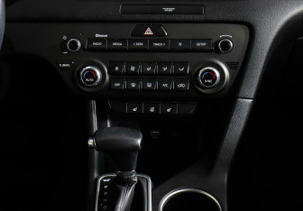 Подержанный автомобиль Kia Sportage 2020 года (12 фото)