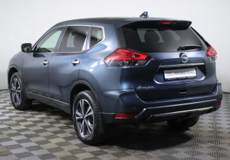 Подержанный автомобиль Nissan X-Trail 2019 года (7 фото)