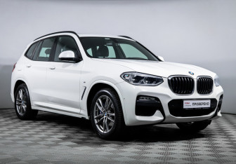 Подержанный автомобиль BMW X3 2019 года (3 фото)