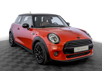 Подержанный автомобиль MINI Hatch 2021 года (3 фото)