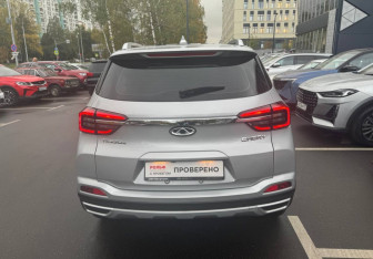 Подержанный автомобиль Chery Tiggo 4 2022 года (6 фото)