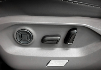 Подержанный автомобиль Volkswagen Touareg 2019 года (22 фото)