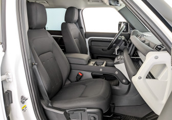 Подержанный автомобиль Land Rover Defender Suv 2020 года (24 фото)