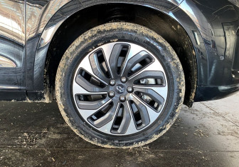 Подержанный автомобиль AITO M7 2023 года (23 фото)