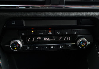 Подержанный автомобиль Mazda CX-9 2020 года (23 фото)