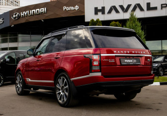 Подержанный автомобиль Land Rover Range Rover 2014 года (5 фото)