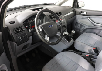 Подержанный автомобиль Ford C-MAX 2007 года (9 фото)