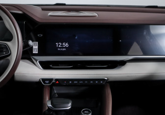 Подержанный автомобиль Geely Monjaro 2023 года (13 фото)