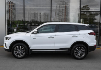 Подержанный автомобиль Geely Atlas Pro 2023 года (8 фото)