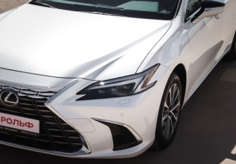 Новый Lexus ES 2025 (9 фото)