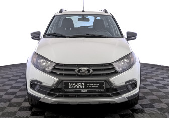 Подержанный автомобиль LADA (ВАЗ) Granta Wagon 2023 года (2 фото)
