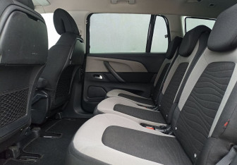 Подержанный автомобиль Citroen C4 Picasso 2016 года (11 фото)