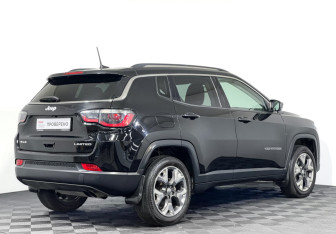 Подержанный автомобиль Jeep Compass 2020 года (5 фото)