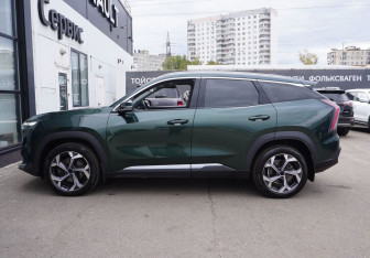 Подержанный автомобиль Geely Atlas 2024 года (8 фото)