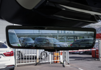 Подержанный автомобиль Land Rover Range Rover 2022 года (18 фото)