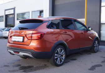 Подержанный автомобиль LADA (ВАЗ) Vesta Wagon 2017 года (5 фото)