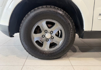 Подержанный автомобиль SsangYong Kyron 2010 года (18 фото)