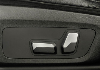 Подержанный автомобиль BMW X3 2018 года (17 фото)