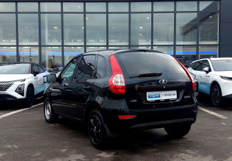 Подержанный автомобиль LADA (ВАЗ) Kalina Hatchback 2013 года (6 фото)