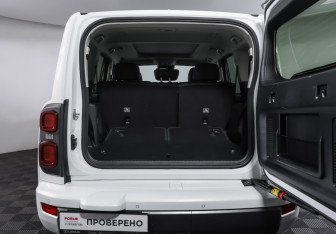 Подержанный автомобиль Haval H9 2024 года (10 фото)