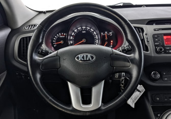 Подержанный автомобиль Kia Sportage 2015 года (22 фото)