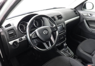 Подержанный автомобиль Skoda Yeti 2016 года (9 фото)