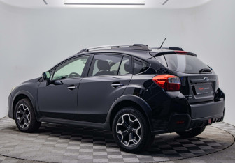 Подержанный автомобиль Subaru XV 2013 года (3 фото)