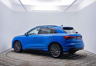 Подержанный автомобиль Audi Q3 2019 года (7 фото)